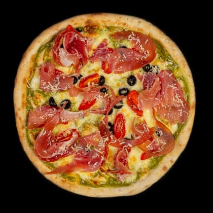 С сыровяленым окороком и соусом сливочный песто